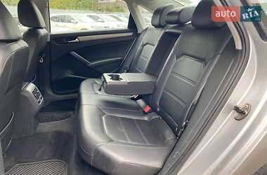 Седан Volkswagen Passat 2014 в 