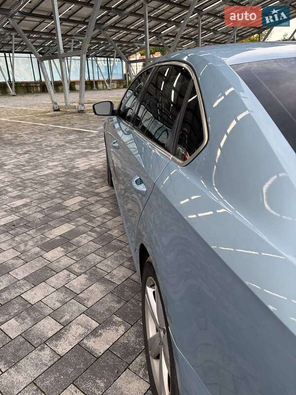 Седан Volkswagen Passat 2013 в Львове фото 8 Седан Volkswagen Passat 2013 в Львове