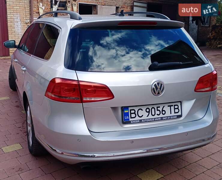 Универсал Volkswagen Passat 2011 в Шептицькому фото 5 Универсал Volkswagen Passat 2011 в Шептицькому