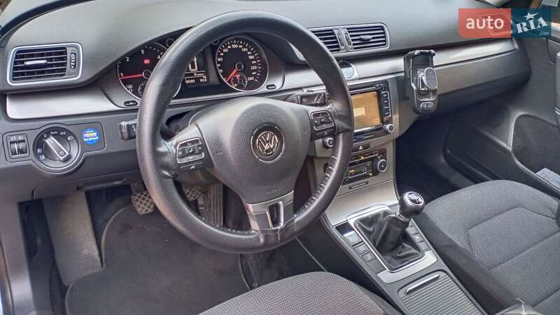 Универсал Volkswagen Passat 2011 в Шептицькому фото 15 Универсал Volkswagen Passat 2011 в Шептицькому