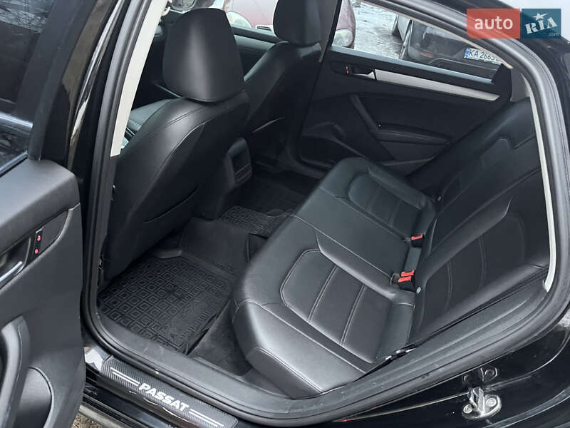Седан Volkswagen Passat 2012 в Киеве фото 5 Седан Volkswagen Passat 2012 в Киеве