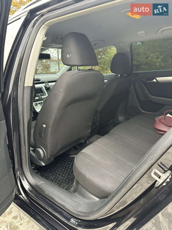 Универсал Volkswagen Passat 2014 в Стрые фото 16 Универсал Volkswagen Passat 2014 в Стрые