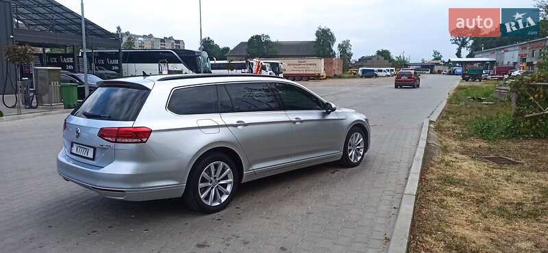 Универсал Volkswagen Passat 2016 в Коломые фото 12 Универсал Volkswagen Passat 2016 в Коломые