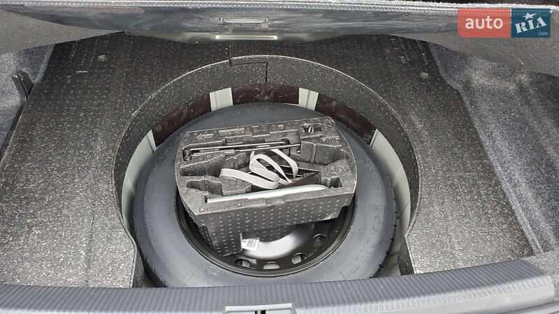 Седан Volkswagen Passat 2013 в Полтаве фото 16 Седан Volkswagen Passat 2013 в Полтаве