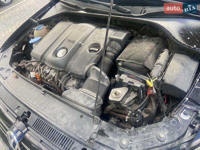 Седан Volkswagen Passat 2013 в Бобрке