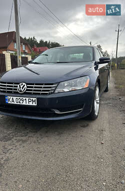 Седан Volkswagen Passat 2015 в Киеве