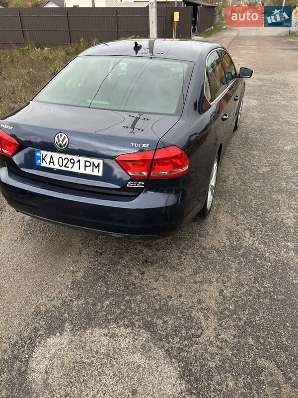 Седан Volkswagen Passat 2015 в Киеве