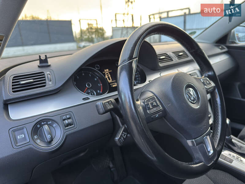 Универсал Volkswagen Passat 2010 в Луцке фото 15 Универсал Volkswagen Passat 2010 в Луцке