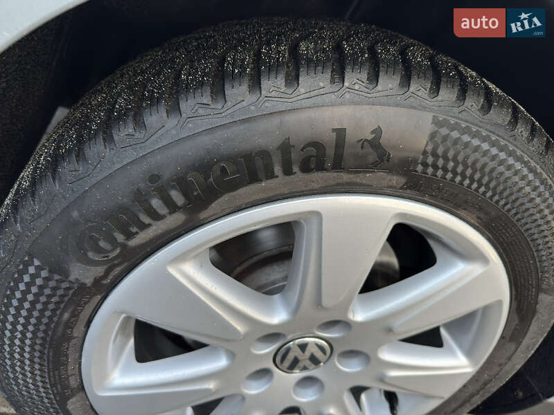 Универсал Volkswagen Passat 2010 в Луцке фото 27 Универсал Volkswagen Passat 2010 в Луцке