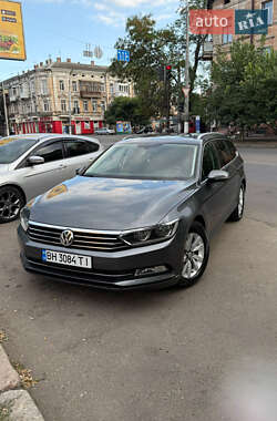 Volkswagen Passat 2015