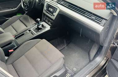 Универсал Volkswagen Passat 2015 в 