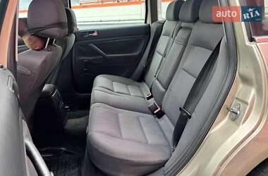 Универсал Volkswagen Passat 2004 в 