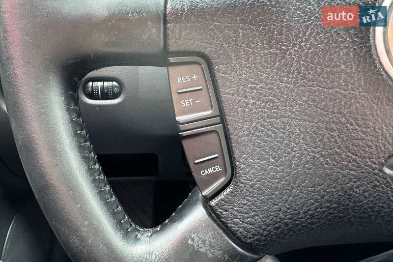 Універсал Volkswagen Passat 2004 в Києві
