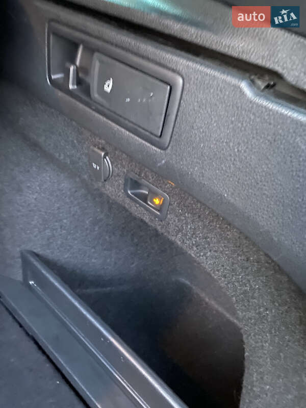 Универсал Volkswagen Passat 2021 в Луцке