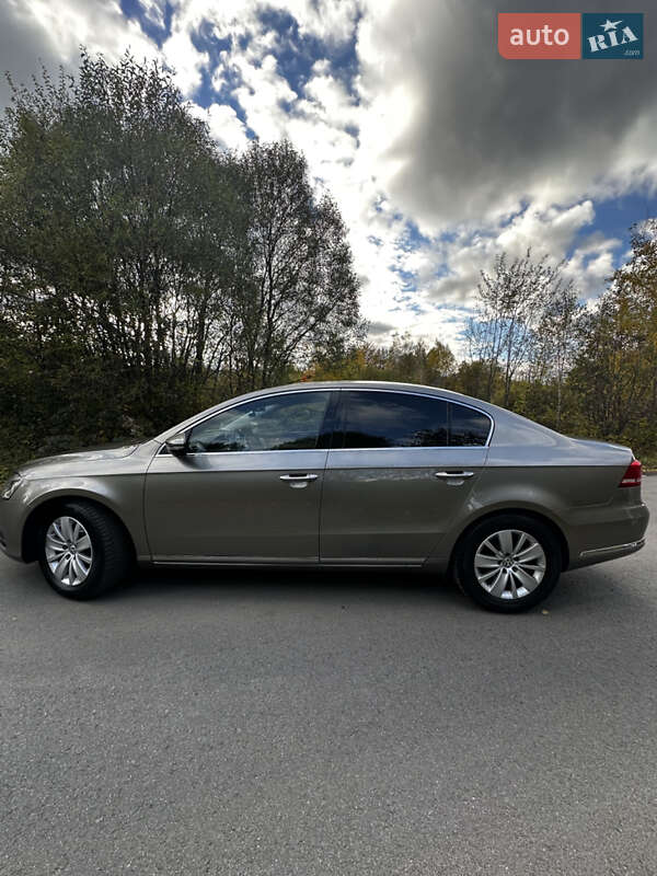 Седан Volkswagen Passat 2012 в Болехове фото 12 Седан Volkswagen Passat 2012 в Болехове
