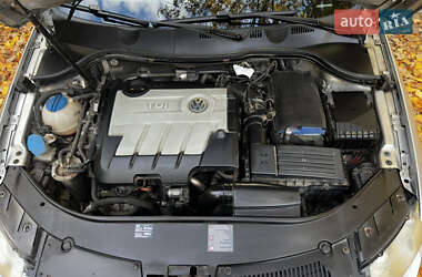 Универсал Volkswagen Passat 2008 в Дрогобыче
