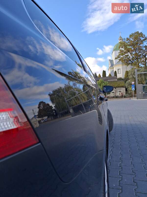 Универсал Volkswagen Passat 2012 в Тернополе