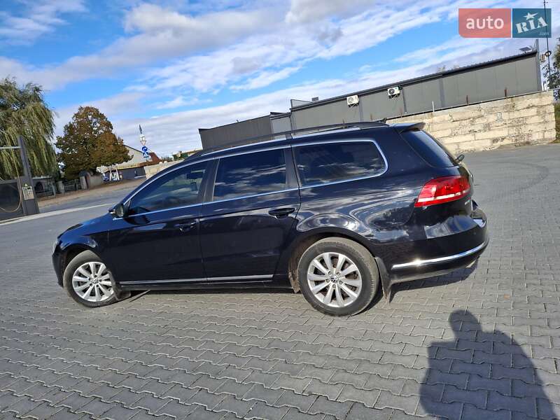 Универсал Volkswagen Passat 2012 в Тернополе