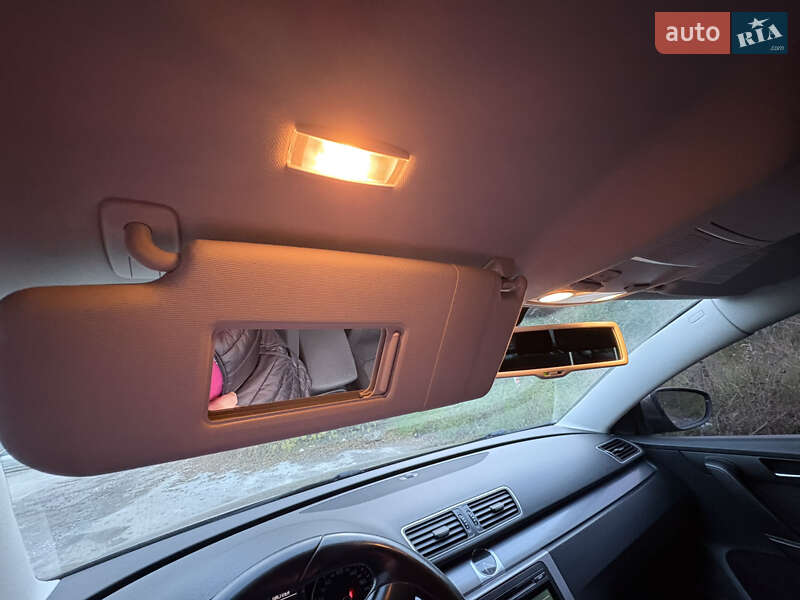 Седан Volkswagen Passat 2013 в Каменец-Подольском