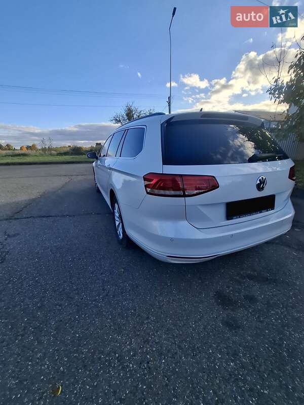 Универсал Volkswagen Passat 2019 в Виноградове фото 7 Универсал Volkswagen Passat 2019 в Виноградове