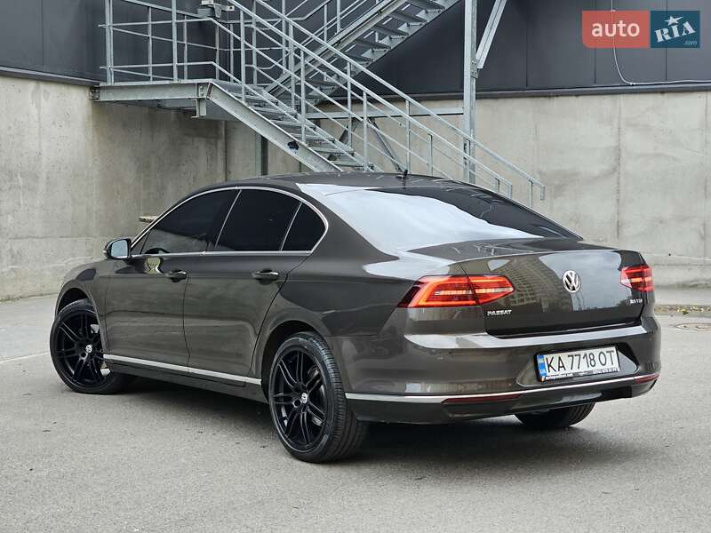 Седан Volkswagen Passat 2017 в Киеве фото 3 Седан Volkswagen Passat 2017 в Киеве