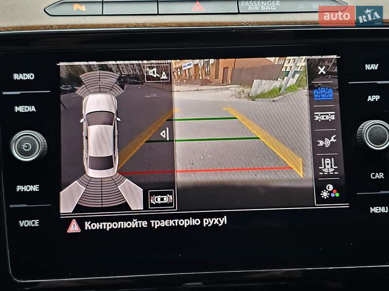 Седан Volkswagen Passat 2017 в Киеве фото 32 Седан Volkswagen Passat 2017 в Киеве
