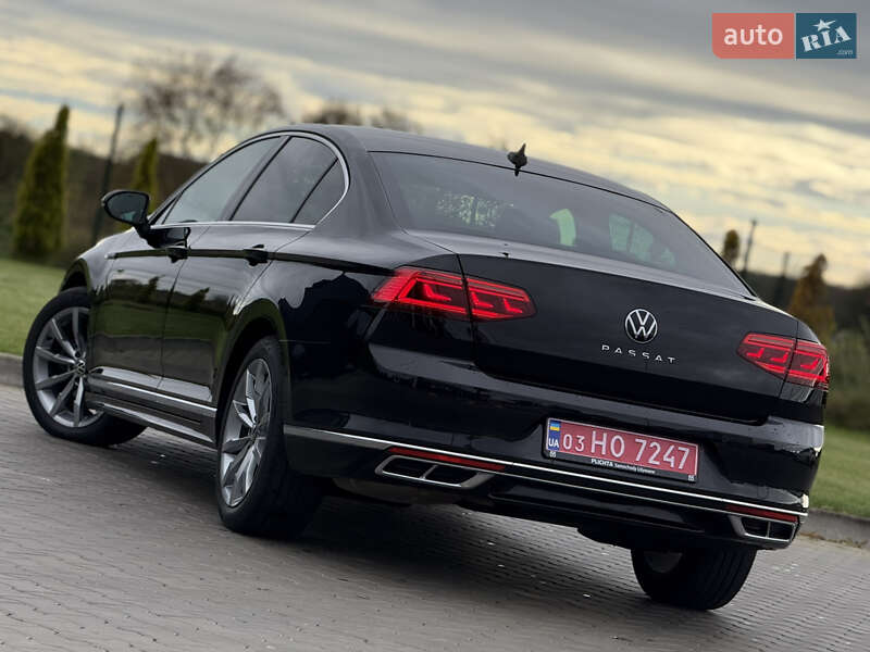 Седан Volkswagen Passat 2022 в Луцьку фото 62 Седан Volkswagen Passat 2022 в Луцьку