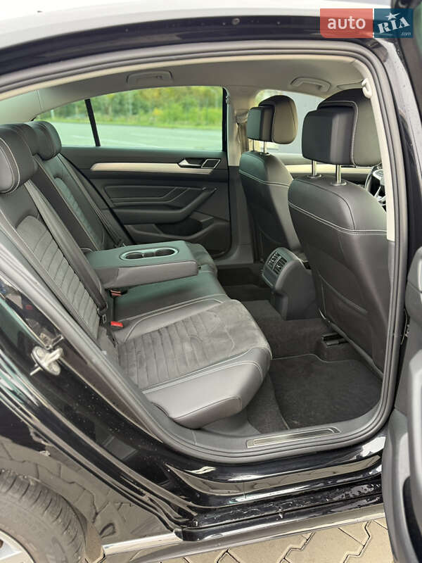Седан Volkswagen Passat 2022 в Луцьку фото 101 Седан Volkswagen Passat 2022 в Луцьку