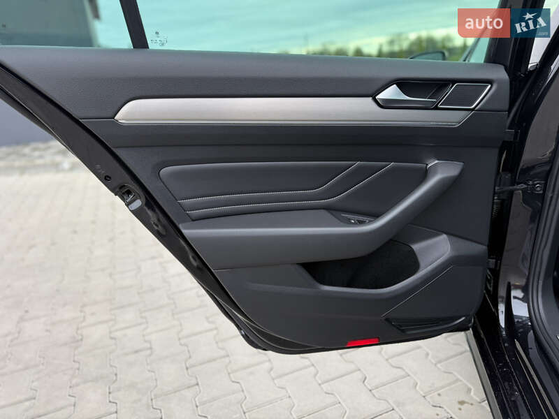 Седан Volkswagen Passat 2022 в Луцьку фото 109 Седан Volkswagen Passat 2022 в Луцьку