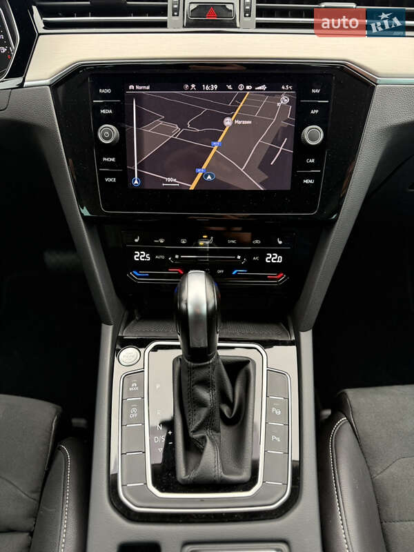 Седан Volkswagen Passat 2022 в Луцьку фото 125 Седан Volkswagen Passat 2022 в Луцьку