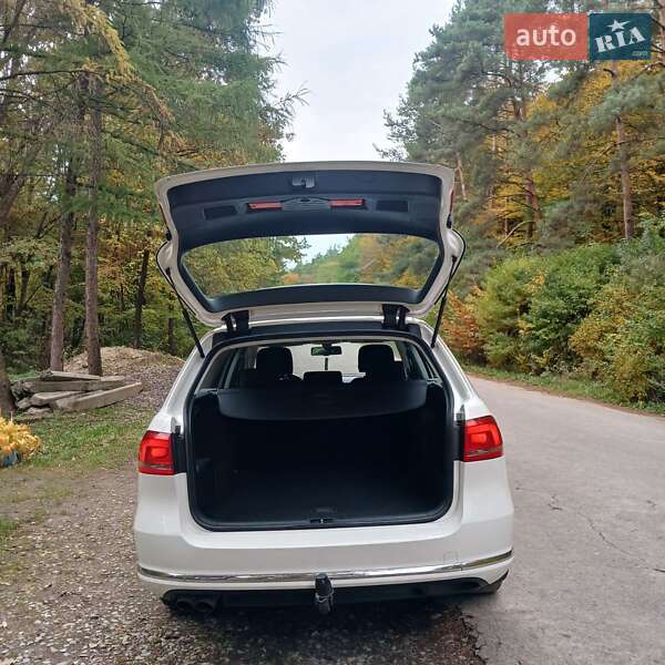 Универсал Volkswagen Passat 2011 в Теребовле