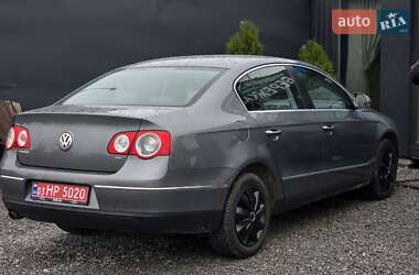 Седан Volkswagen Passat 2005 в 