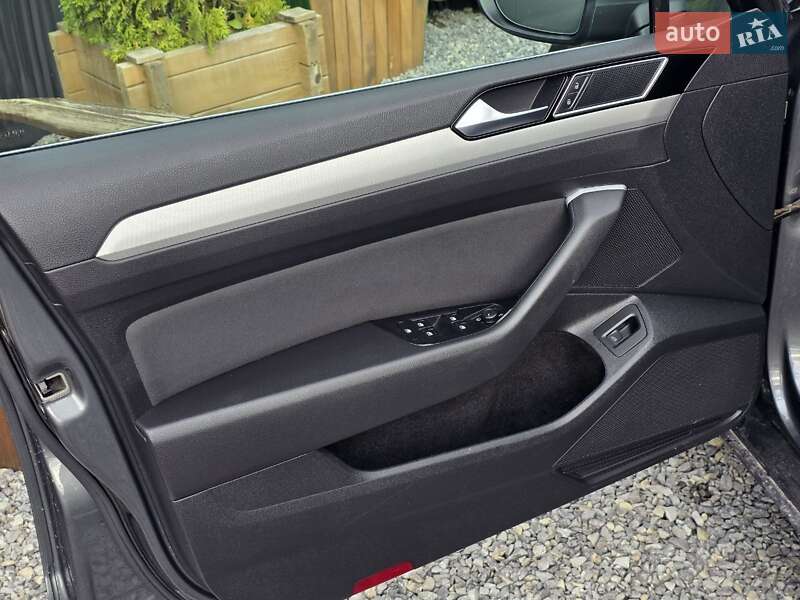 Универсал Volkswagen Passat 2016 в Тернополе фото 29 Универсал Volkswagen Passat 2016 в Тернополе