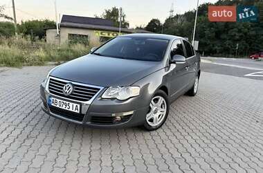 Седан Volkswagen Passat 2005 в  фото 2 Седан Volkswagen Passat 2005 в