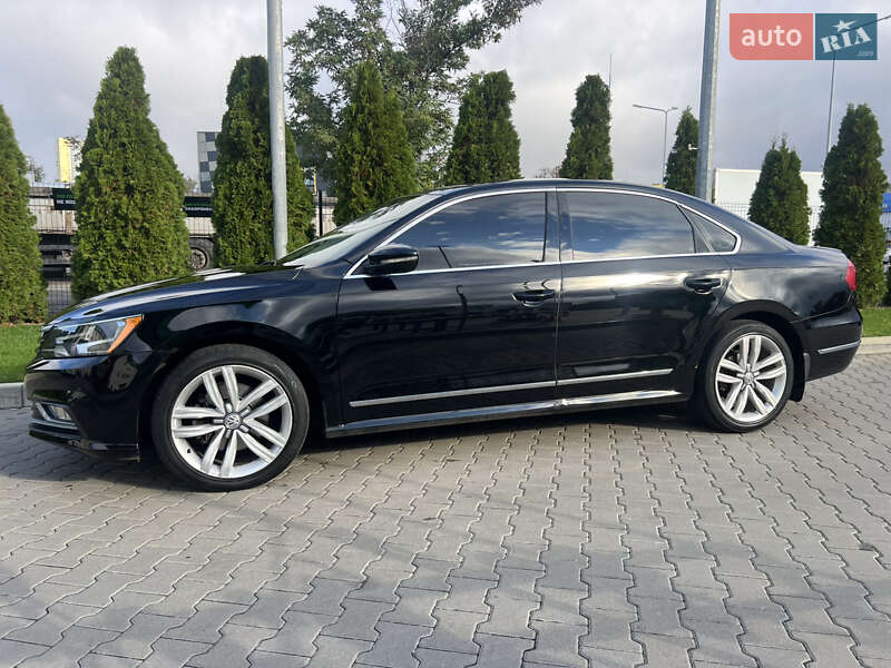 Седан Volkswagen Passat 2016 в Києві