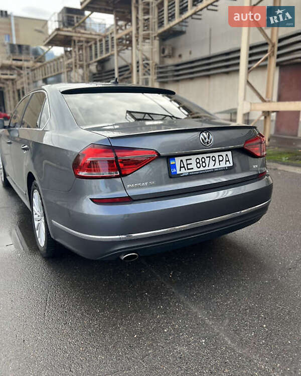 Седан Volkswagen Passat 2016 в Києві фото 11 Седан Volkswagen Passat 2016 в Києві
