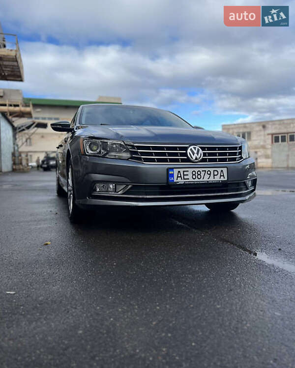 Седан Volkswagen Passat 2016 в Києві фото 4 Седан Volkswagen Passat 2016 в Києві