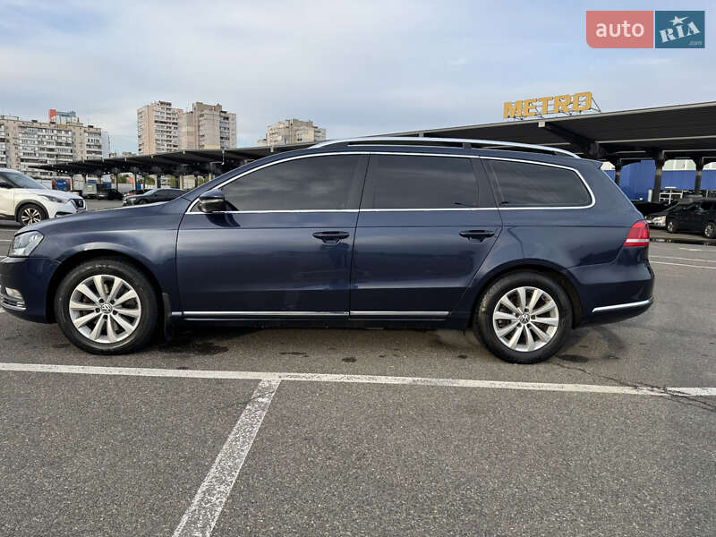 Универсал Volkswagen Passat 2011 в Киеве