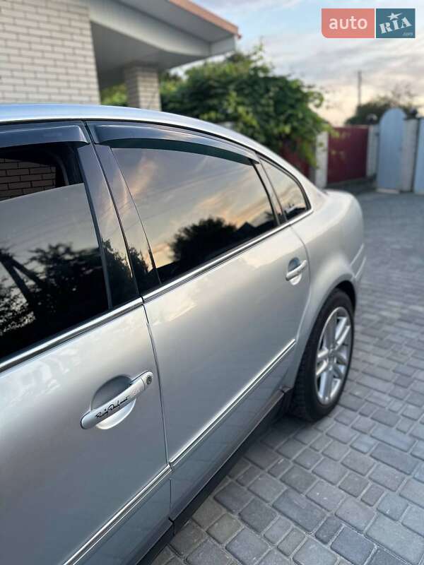 Седан Volkswagen Passat 2001 в Бару фото 3 Седан Volkswagen Passat 2001 в Бару