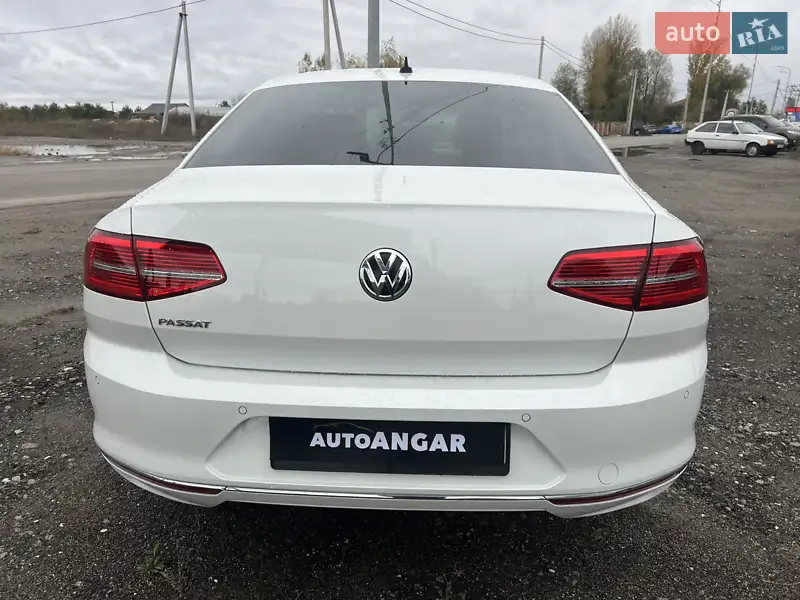 Volkswagen Passat 2018 VIN WVWZZZ3CZJE125604 фото оголошення 4 з 75