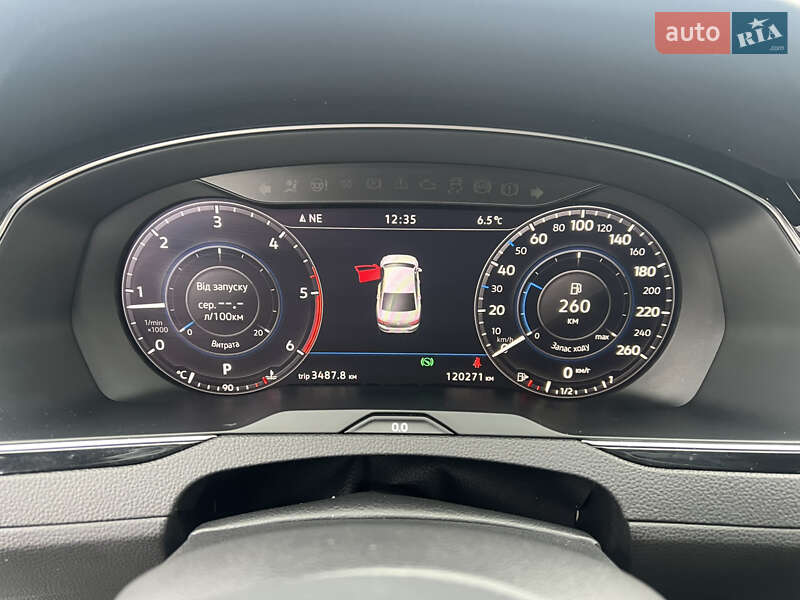 Седан Volkswagen Passat 2018 в Киеве