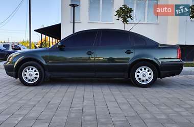 Седан Volkswagen Passat 1997 в 