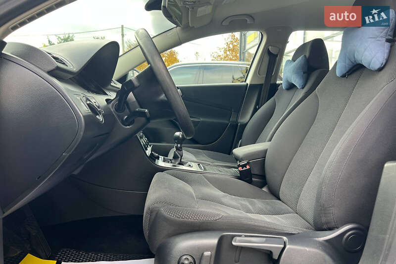 Универсал Volkswagen Passat 2009 в Ивано-Франковске фото 9 Универсал Volkswagen Passat 2009 в Ивано-Франковске