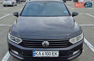 Універсал Volkswagen Passat 2015 в Києві