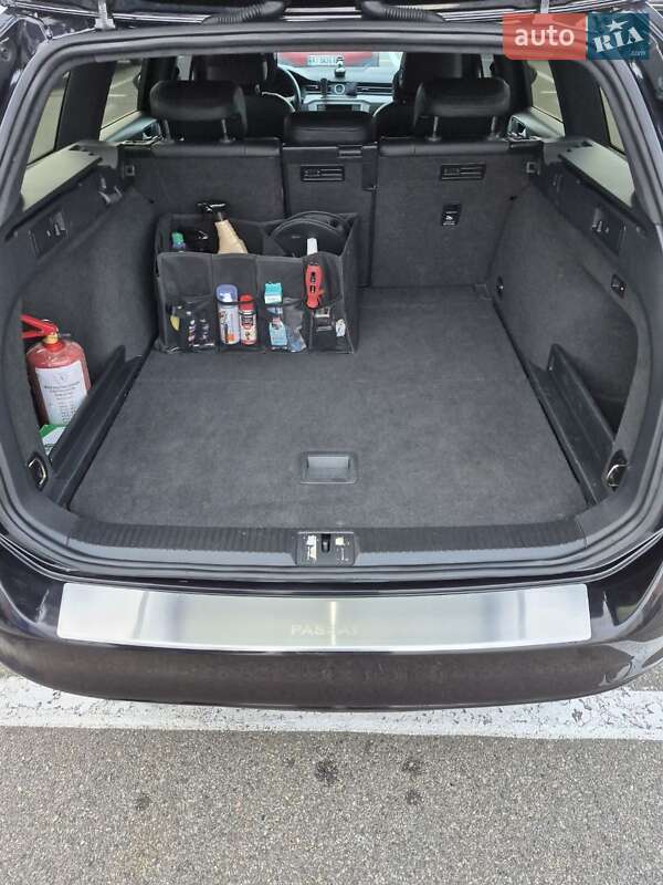 Універсал Volkswagen Passat 2015 в Києві фото 19 Універсал Volkswagen Passat 2015 в Києві