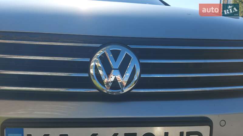 Седан Volkswagen Passat 2016 в Києві
