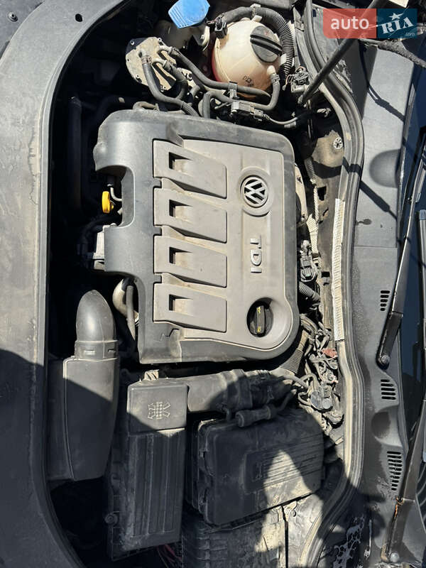 Седан Volkswagen Passat 2014 в Трускавце