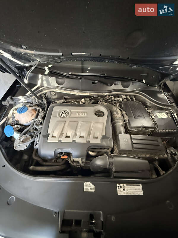 Седан Volkswagen Passat 2012 в Тернополе