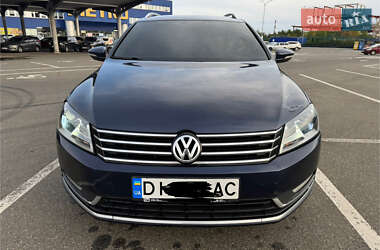 Volkswagen Passat 2011