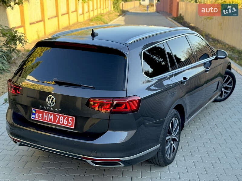 Универсал Volkswagen Passat 2019 в Ужгороде фото 16 Универсал Volkswagen Passat 2019 в Ужгороде